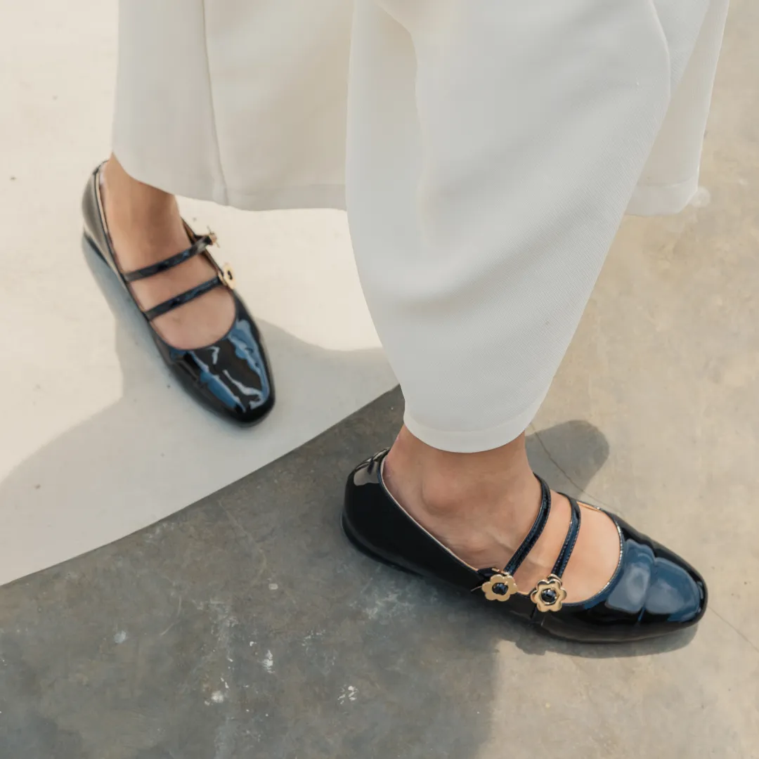 Mary Jane in Hana Black Flats