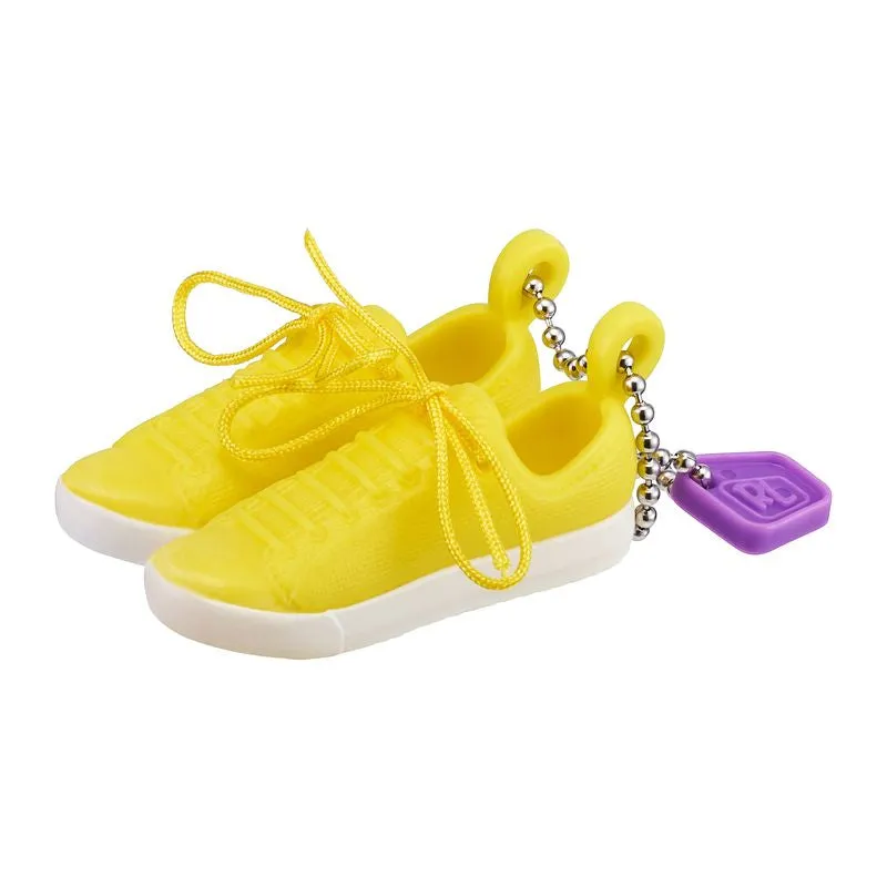 Real Littles Shoes Sneakers Mystery Pack Series 4