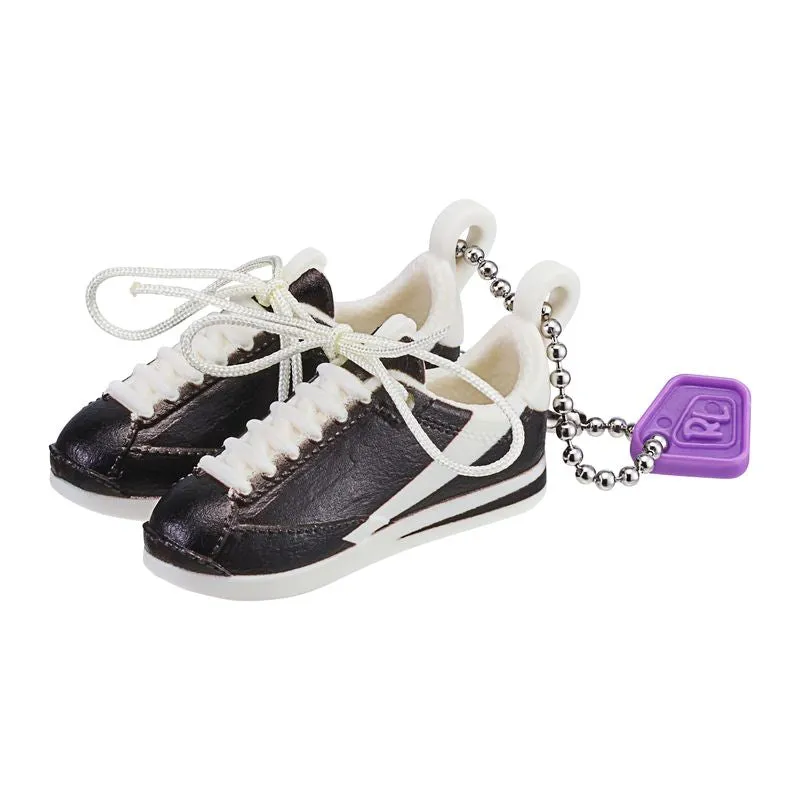 Real Littles Shoes Sneakers Mystery Pack Series 4