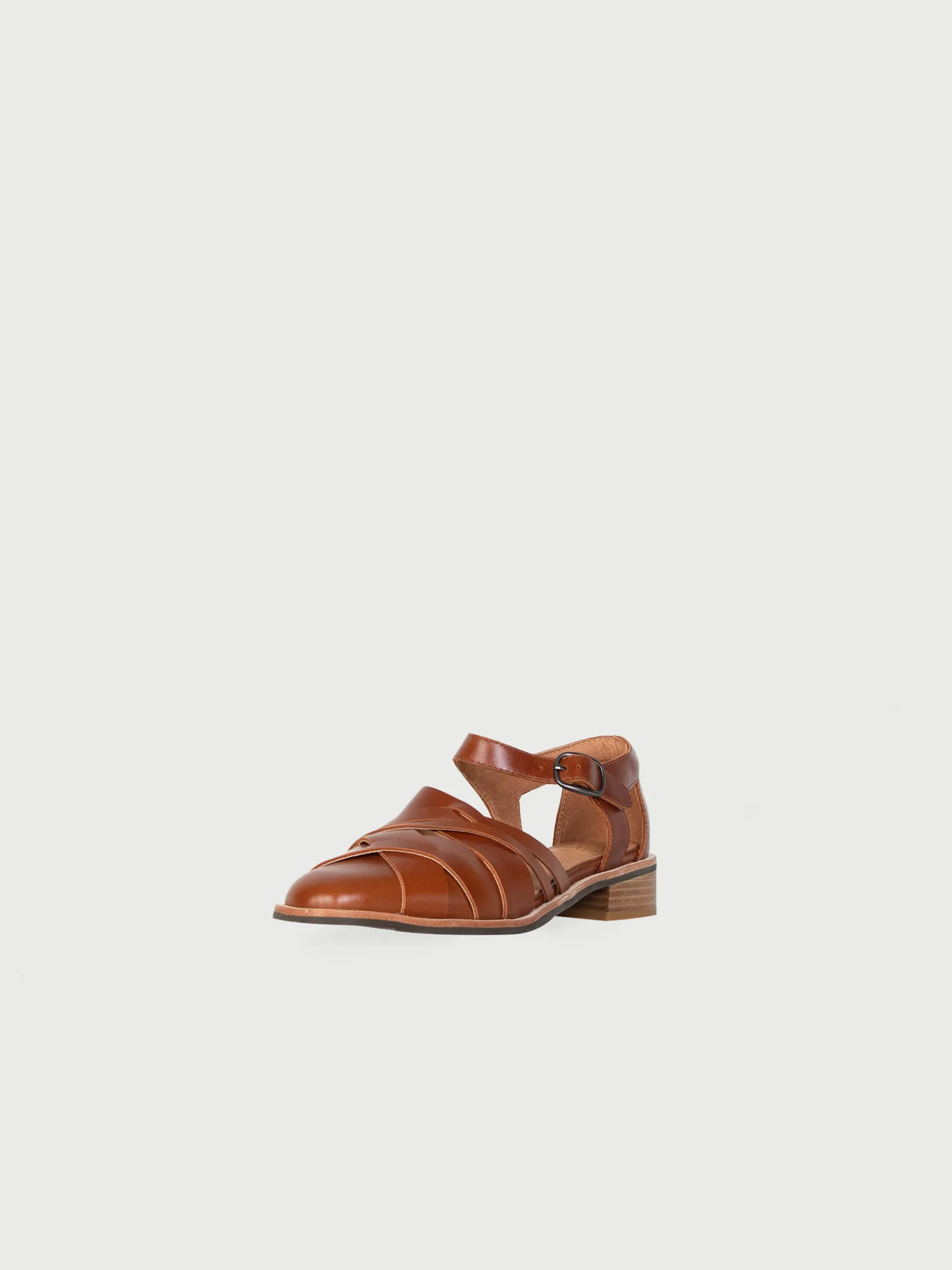 Round-Toe Strappy Sandals