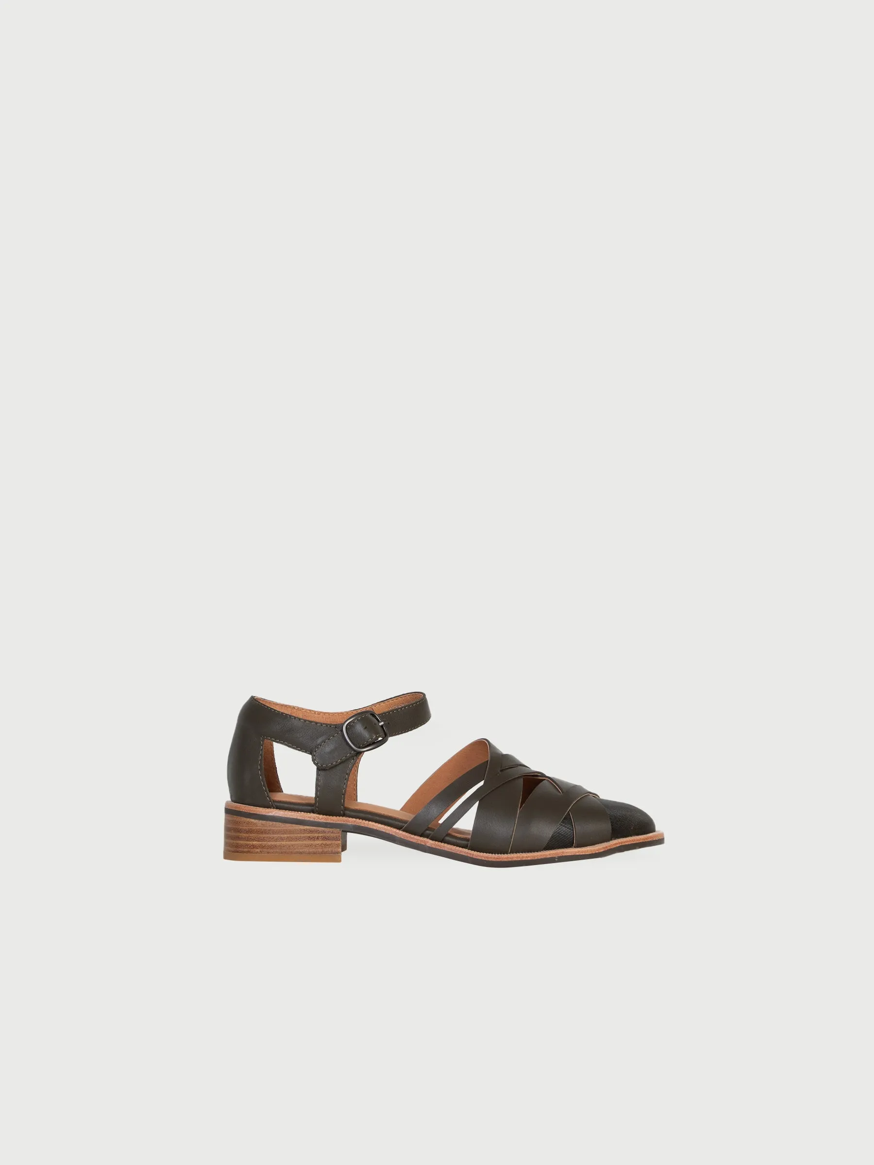 Round-Toe Strappy Sandals