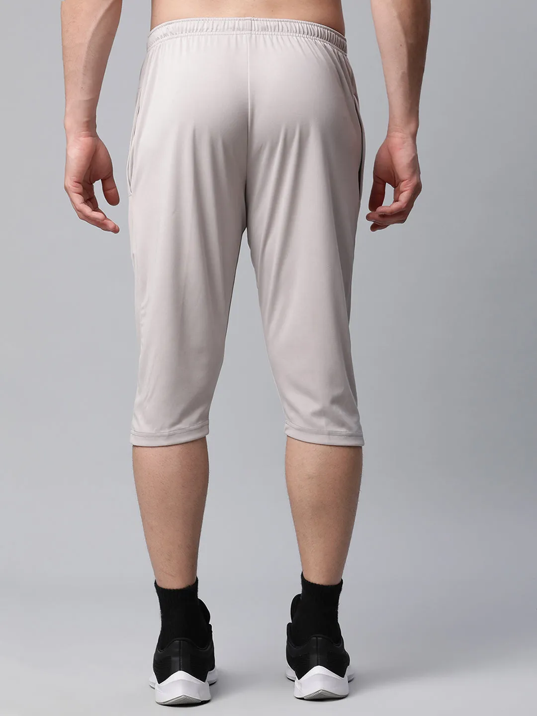 Vimal Jonney Dryfit Solid Light Grey 3/4th Capri for Men