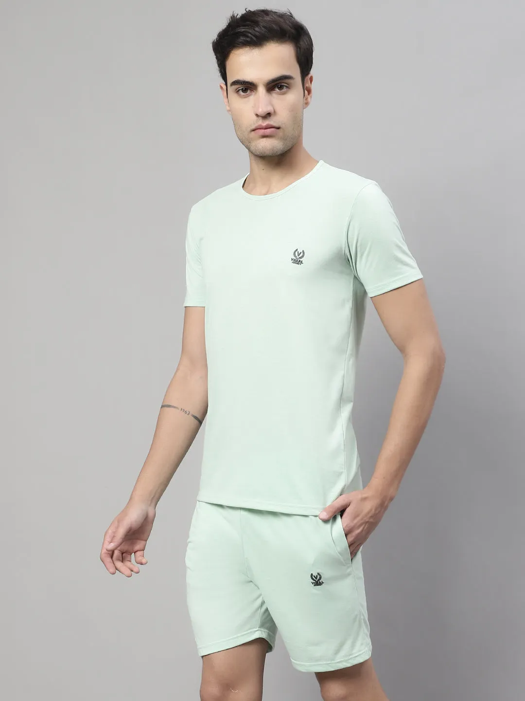 Vimal Jonney Light Green Cotton Solid Co-ord Set Tracksuit For Men(Zip On 1 Side Pocket)